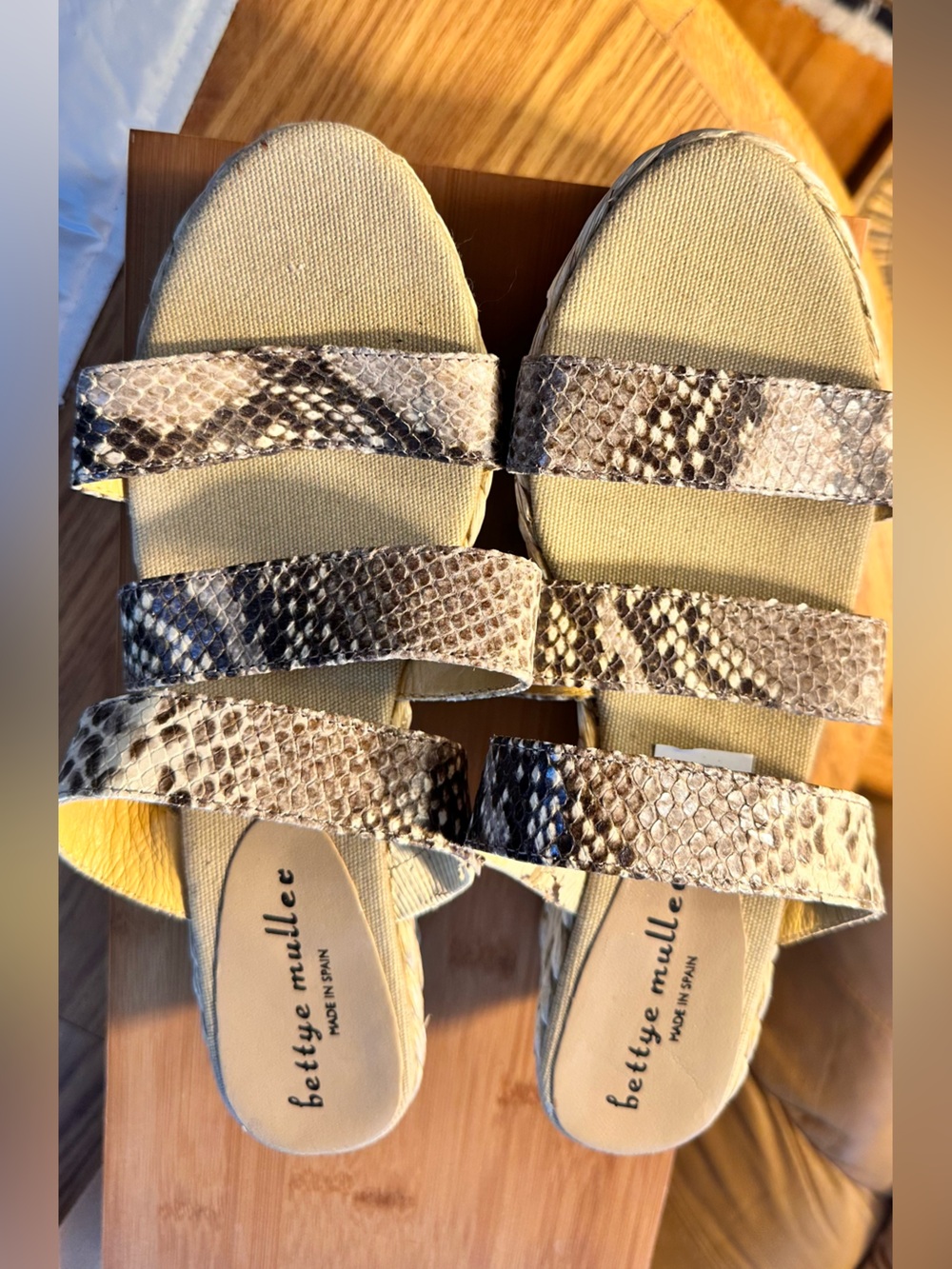 Bettye Muller New, unworn Snake-Print, Espadrille Wedge Sandals, EU Size 41